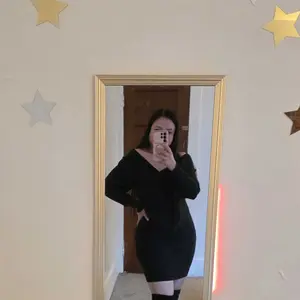 ChicMe 2026 Women's Off Shoulder Valentine's Day Slim Fit Knit Long Sleeve Dress/Off-Shoulder Slim Knit Dress Wedding Guest Bodycon Wedding Sweater Dress