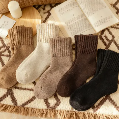 Women's 5 Pairs Solid Mid-calf Socks Soft Comfy Warm for Fall Winter Everyday Wear Non-slip Ribbed Cuffs Reinforced Heel Toe