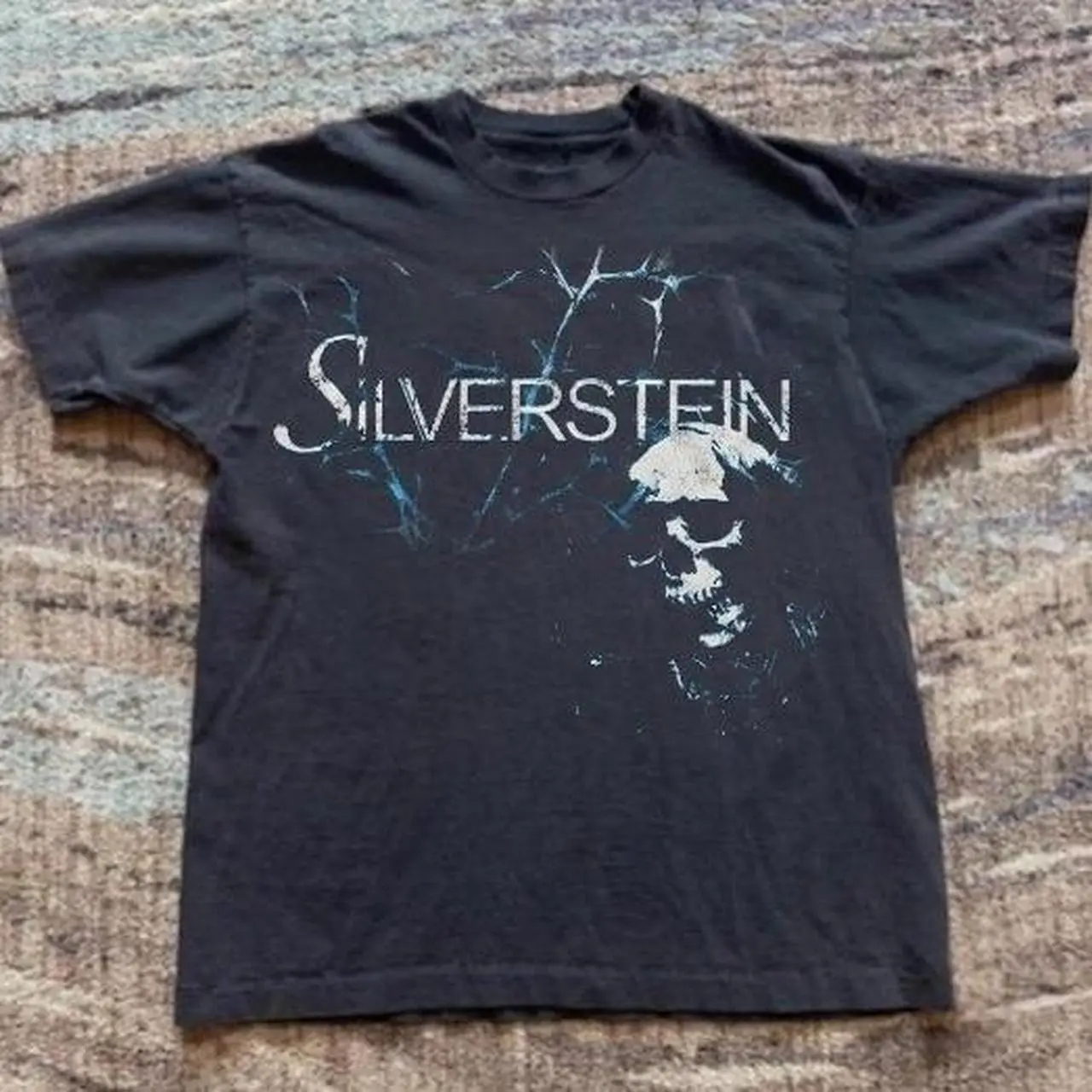 Silverstein Band Tee, Skull Graphic And Splatter Shirt Reprint Unisex Emo Band Tee, Cotton Unisex T-shirt, Gift For Fan