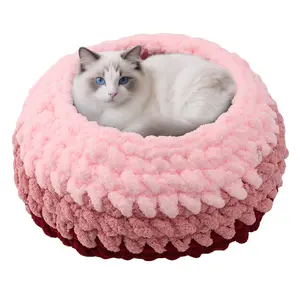 Cozy Cloud Donut Cat Bed - Ultra-Soft Plush, Anti-Slip Bottom, Calming Round Cuddler for Kittens & Small Dogs