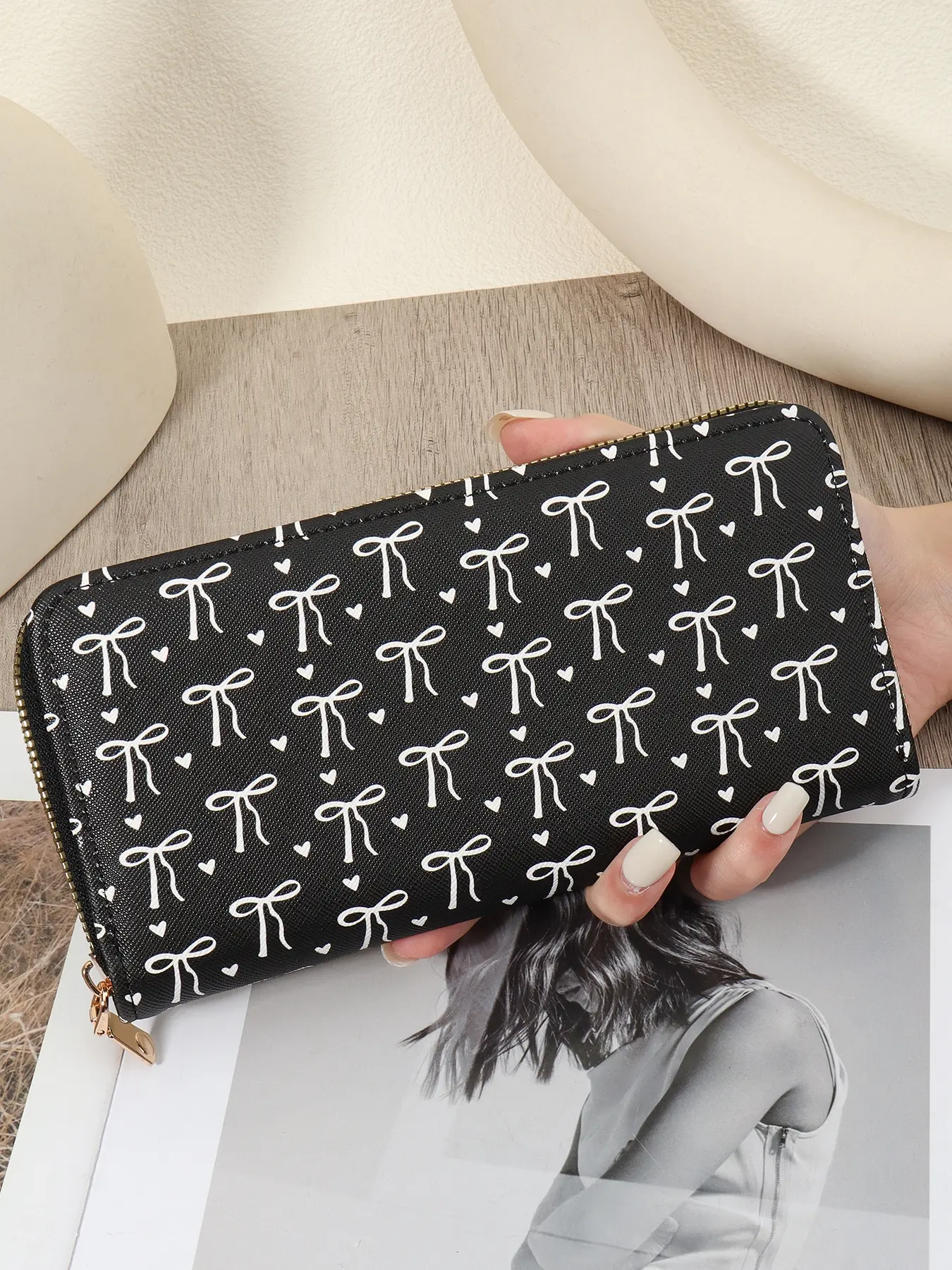 New women's long zipper wallet, multi slot zipper coin wallet, simple and casual credit card bag, fashionable multifunctional long wallet for outdoor use, Zipper Wallet Design, Card Holder Wallet, Wallet Cute, Ladies Wallet, Wallets Women, Trendy Wallet