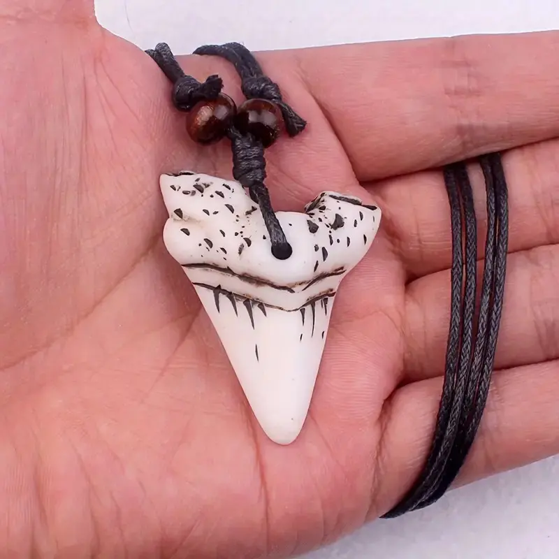Shark Tooth Style Necklace Wood Beads Shark Tooth Pendant Necklace Unisex, White