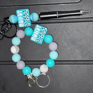 Bracelet Keychain and Pen Set - Compact and Convenient Gift