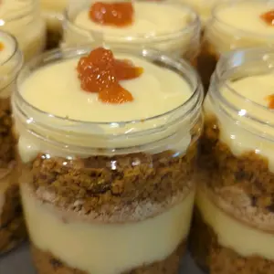 cakes in a jar pudding dessert ( 6 jars/order)
