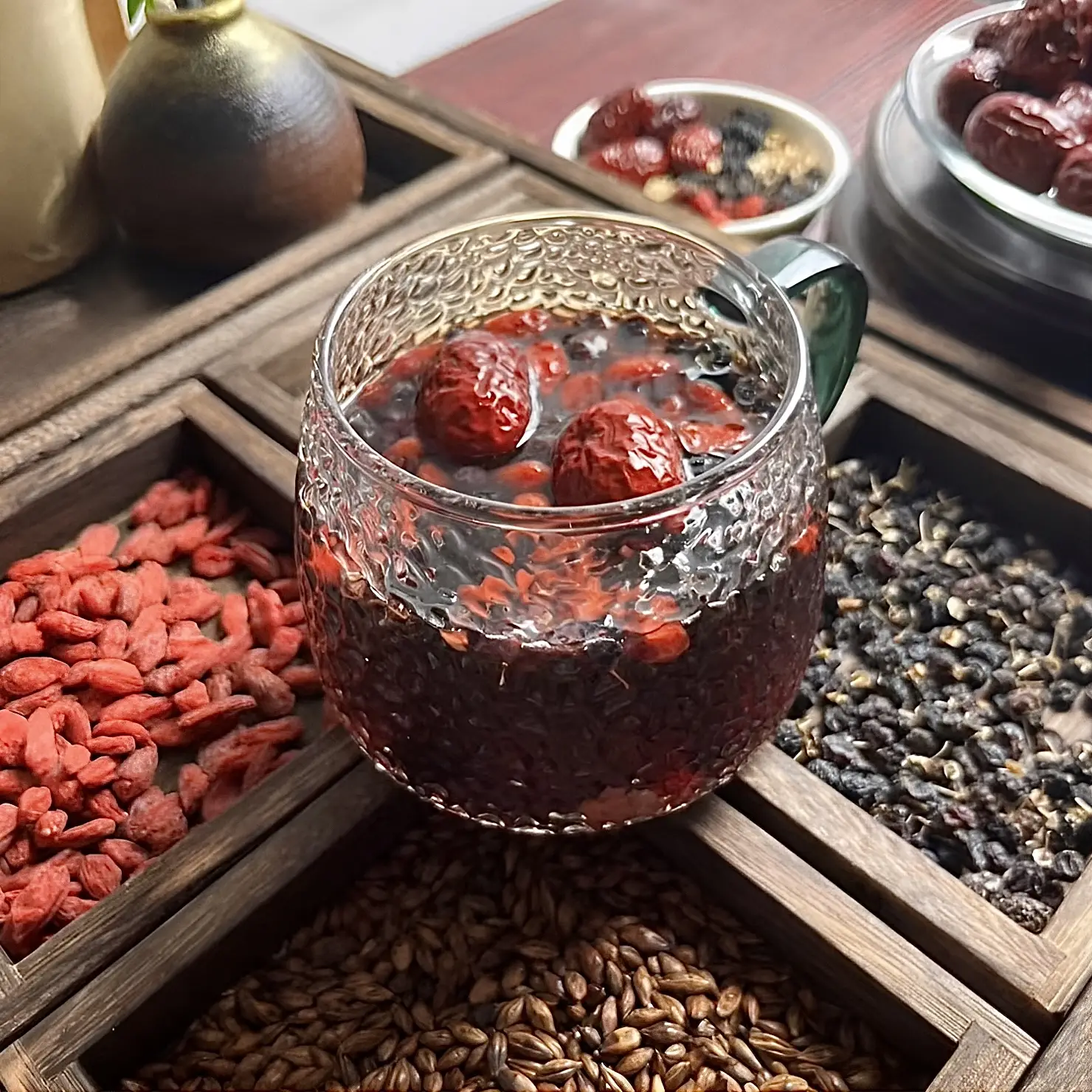 Chalendar Official Ginseng Seven Treasure Formula Tea Combination Red Date Wolfberry Men's Mulberry Herbal Formula Tea 20/40/60 Bags Beverage from Chi