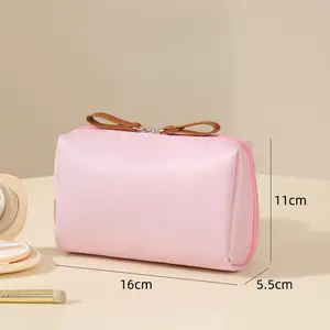 Mini Portable Makeup Bag, Small Lipstick Organizer Pouch, Aesthetic Travel Cosmetic Case, Large Capacity Toiletry Bag for Women, Waterproof Handheld Storage Bag for Travel & Outing