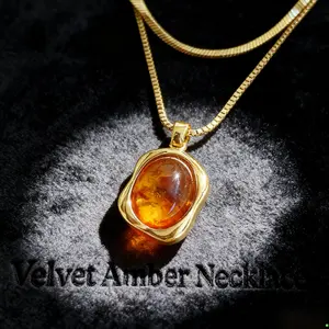 [LunaLuxe] Velvet Amber Necklace