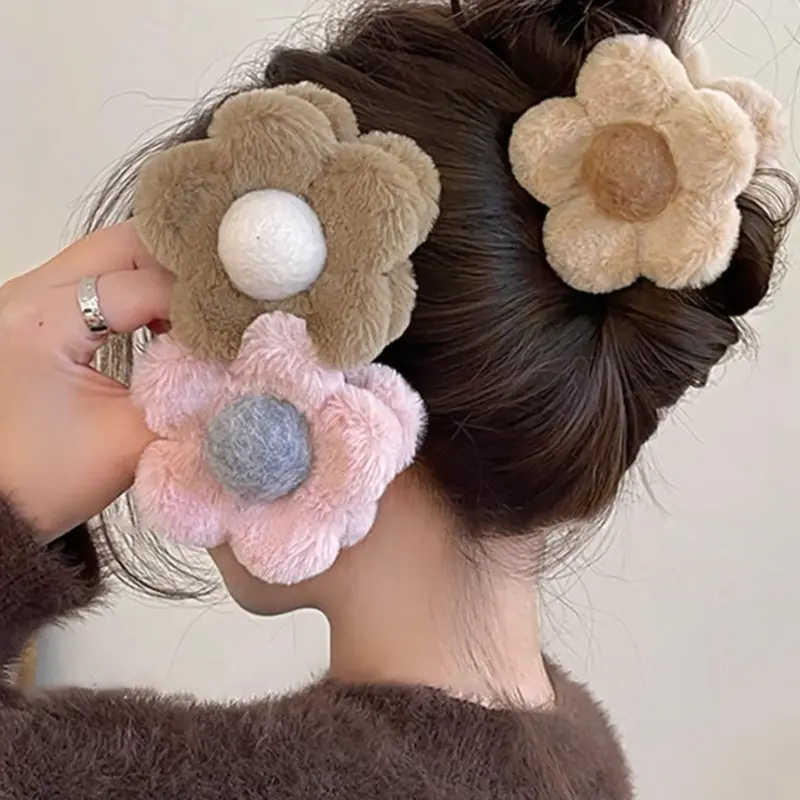 3pcs Cute Flower Design Hair Claw Clip, Spring Fashionable Hair Accessories for Women & Girls, Fluffy Plush Hair Claws for Thick Hair, Floral Hair Clip Set