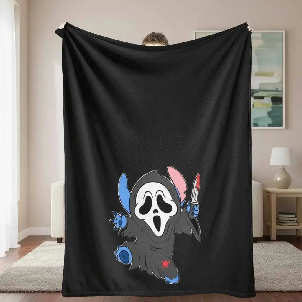 Cartoon Ghost Character Graphic Blanket, Wrinkle-Resistant Breathable Durable Flannel Throw, Soft Cozy Warm Lightweight Plush, Halloween-Themed Printed, Machine-Washable for Sofa Bedroom Gift Use, Throw Blankets