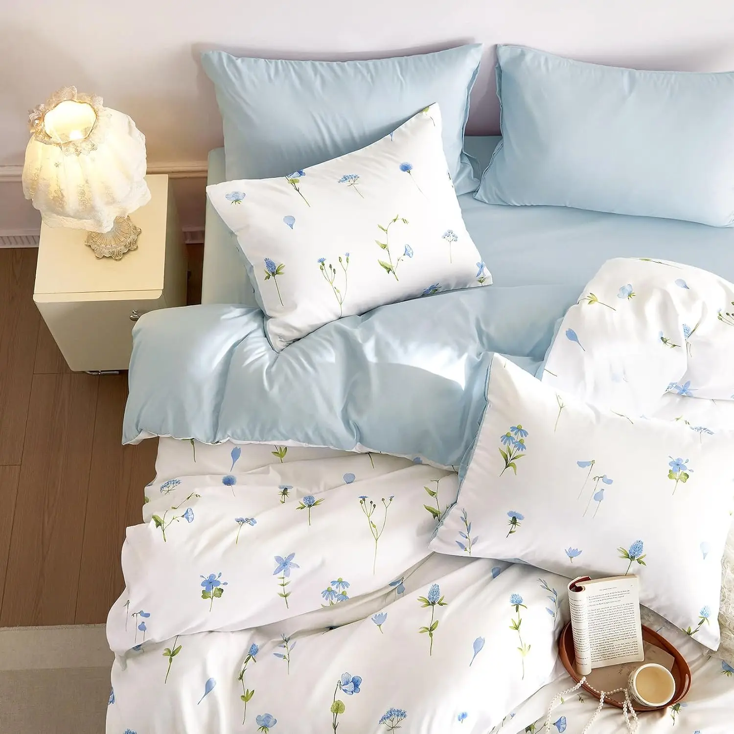 - Floral Comforter Set, Cottagecore Cute Aesthetic Watercolor   and Leaves, Soft Lightweight Beddg for Women Teen Girls, 3 count, Blue,  Size