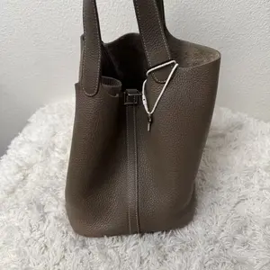 Pre-owned HERMÈS Lamb Skin Tote Bags Picotin Lock Tote Bag, Luxury Luggage & Bag