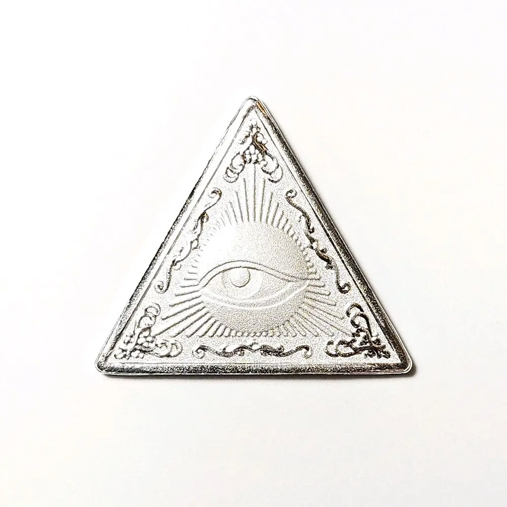 Illuminati 2 Grams Triangle Eye Pyramid