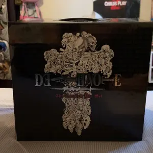 Death Note Complete Box Set: Volumes 1-13 with Premium -- Tsugumi