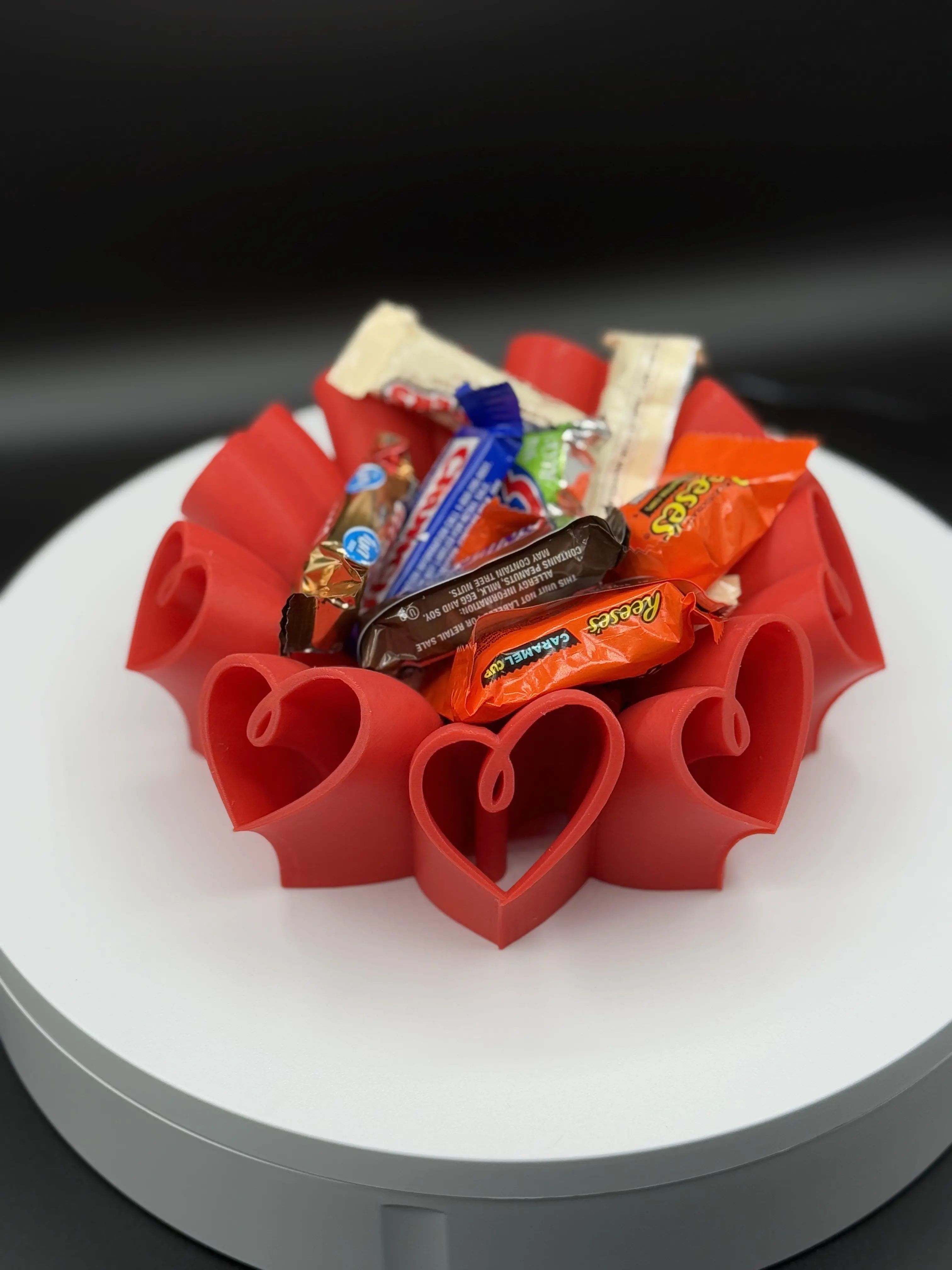 Handmade 3D-Printed Heart-Shaped Candy Bowl, Red Valentine's Day Gift, Romantic Home Decor Snack Soft