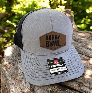Laser Engraved Bunny Leather Patch Trucker Hat – Rabbit Design Snapback Cap with Breathable Mesh Back, Casual Outdoor Baseball Hat, Unique Gift for Rabbit & Animal Lovers