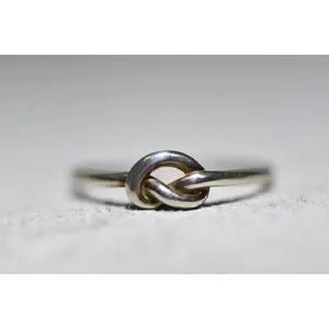 Love Knot ring size 7.50 stacker love band friendship sterling silver women girls