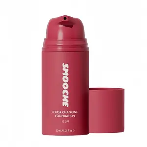 Smooche Color Changing Foundation - Skin Tone Adapting Liquid Foundation for Women, Self Adjusting Natural Finish, Blurs Imperfections & Fine Lines, SPF 15, All Skin Types, 1.01 Fl Oz