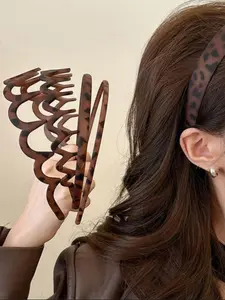 Korean acrylic leopard print matte wavy headband, retro fashionable women's headband, fashionable accessory, comfortable and durable, very suitable for daily use