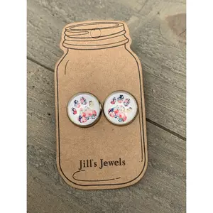 Floral Paw Print Stud Earrings