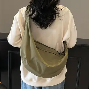 Women's canvas bag (ins style) - lazy casual crossbody bag, large-capacity sports shoulder bag, extra-large dumpling-shaped tote, cloud-style underarm bag, fitness backpack, unisex design