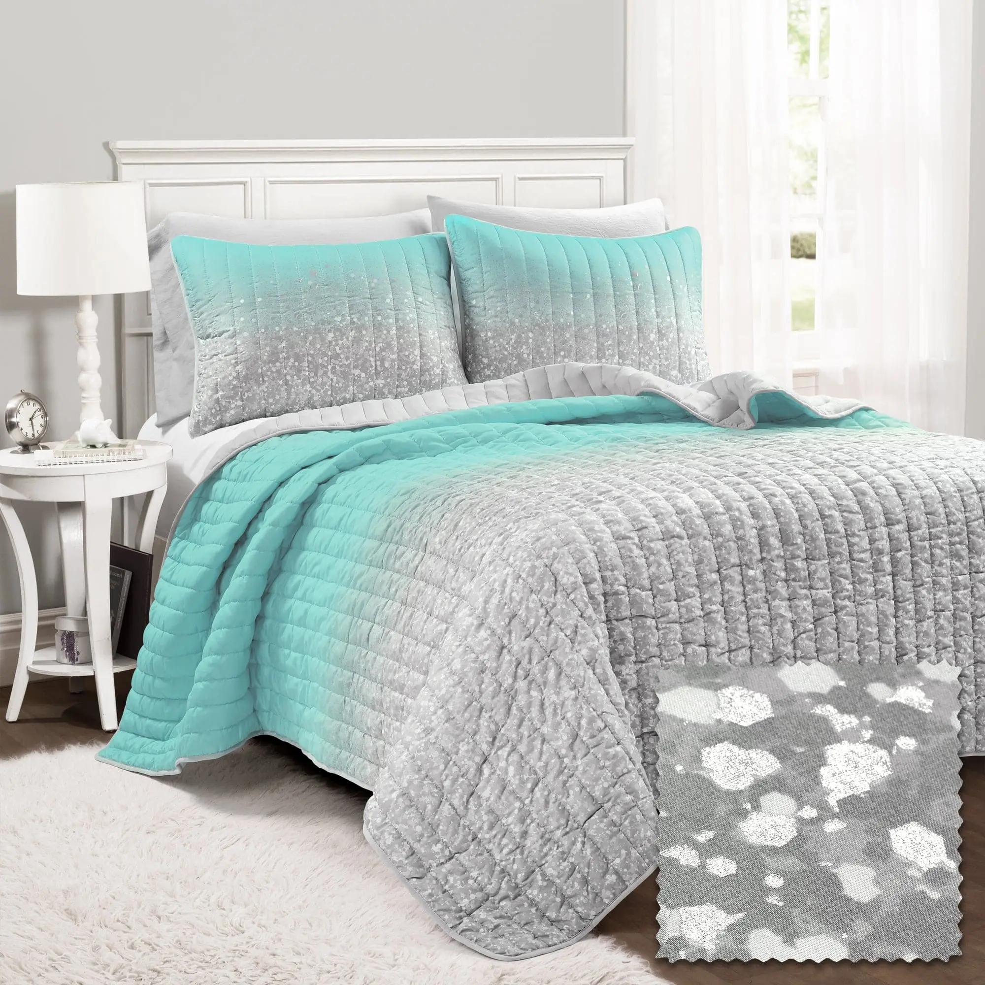Lush Decor Glitter Ombre Metallic Print Quilt Set - Metallic Fabric with Ombre Design