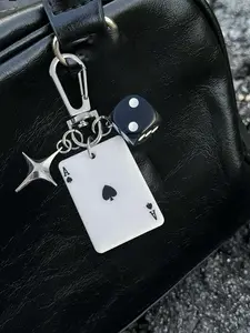 1PC Star Poker Dice Keychain, Acrylic Poker Dice Keychain With Star Pendant, Cartoon Number Charm, Zipper Decor Keychain, Ace of Spades Decorative Keyring Accessory, For Car Keychain, Mobile Phone Chains, Bag Pendants, Keychain for bags, Holiday Gift