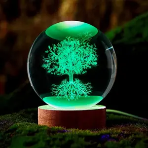 1pc Color-Shifting 3D Engraved Crystal Ball Featuring a Life Tree Design, Equipped with an LED for a Vibrant Night Light. an Exceptional Present for Birthdays, Holidays, And Other Special Events - Powered by USB, No Batteries Needed