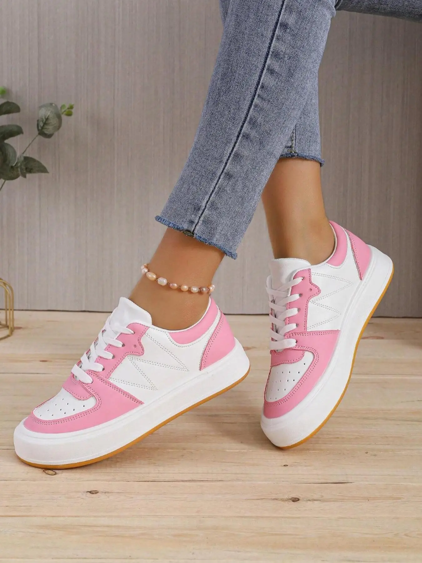 Women's Fashion Colorblock Lace-Up Low Top PU Casual Sneakers, Simple Lightweight Breathable Comfortable Sports Walking Shoes