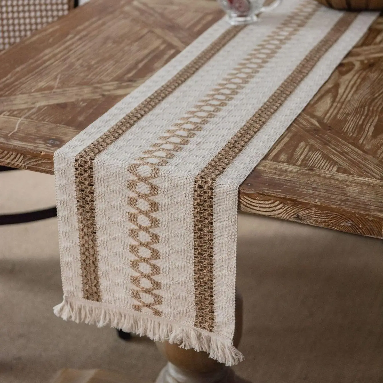 Rhombus Striped Table Runner, 1 Count Dining Room Decorative Runner, Washable Tablecloth for Home Kitchen Canteen