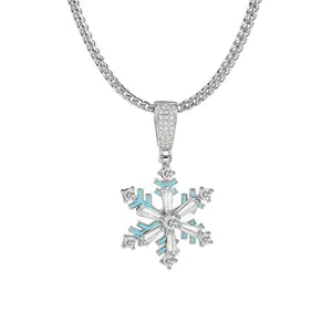 Spinning Snowflake Necklace, Gold-Plated Iced Out Pendant Chain with Glow-In-The-Dark Cubic Zirconia Stones, Romantic Hip Hop Stylish Choker Jewelry Gift for Men and Women