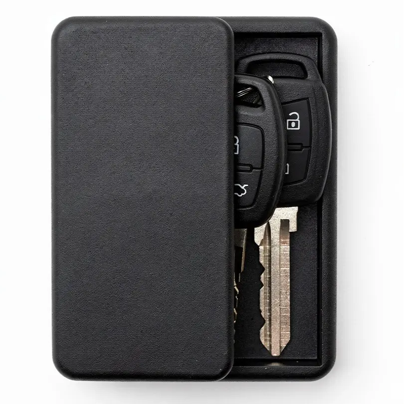 Master Lock Magnetic Key Holder Portable Magnetic Hide-A-Key Case for 1-2 Keys, Durable Plastic, Black