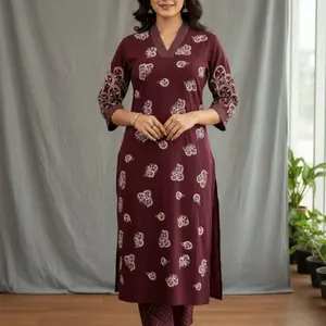2 Pieces Kurta Set Beautiful Maroon Embroidered Design Women's Traditional Fashion