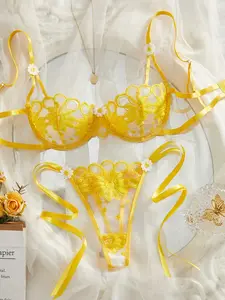 Women's Comfortable Medium Sexy Lingerie Underwear Set, Lace Floral Embroidery Bra & Thong, Spring Summer Fashion, Sweet and Seductive