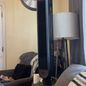 Product Review of Dreo Tower Fan for Bedroom, 42 Inch Bladeless Fan, 24ft/s High Velocity, 6 Speeds, 4 Modes, 90° Oscillating with Remote, Large LED Display, 12H Timer, 34db Quiet Floor Fans for Home Living Room Office appliances device from J**💛