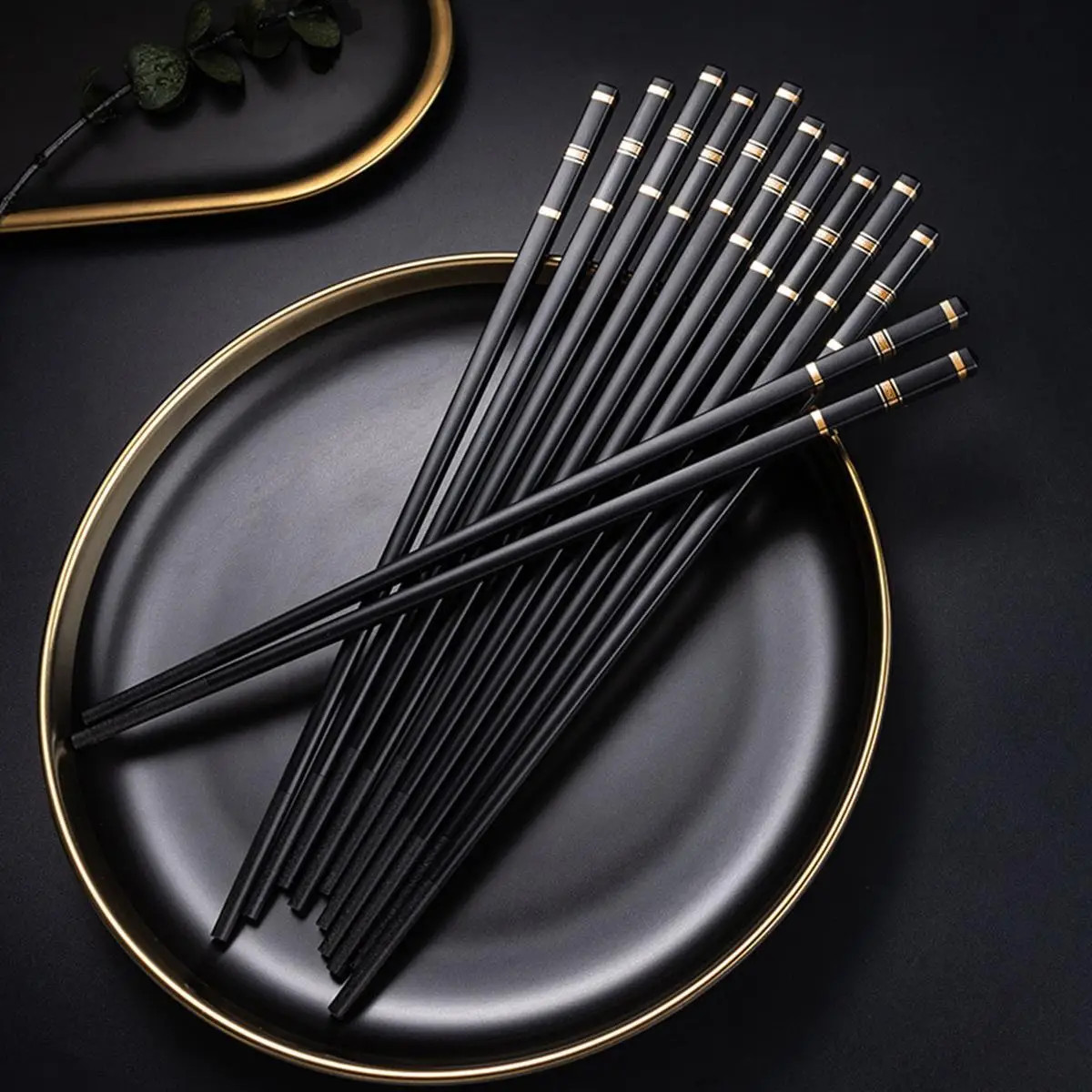 Alloy Chopsticks, Durable Non-slip Chopsticks, Modern Design Chop Sticks, Kitchen Dinnerware, Household Cutlery Tableware for Home Kitchen Dining Room