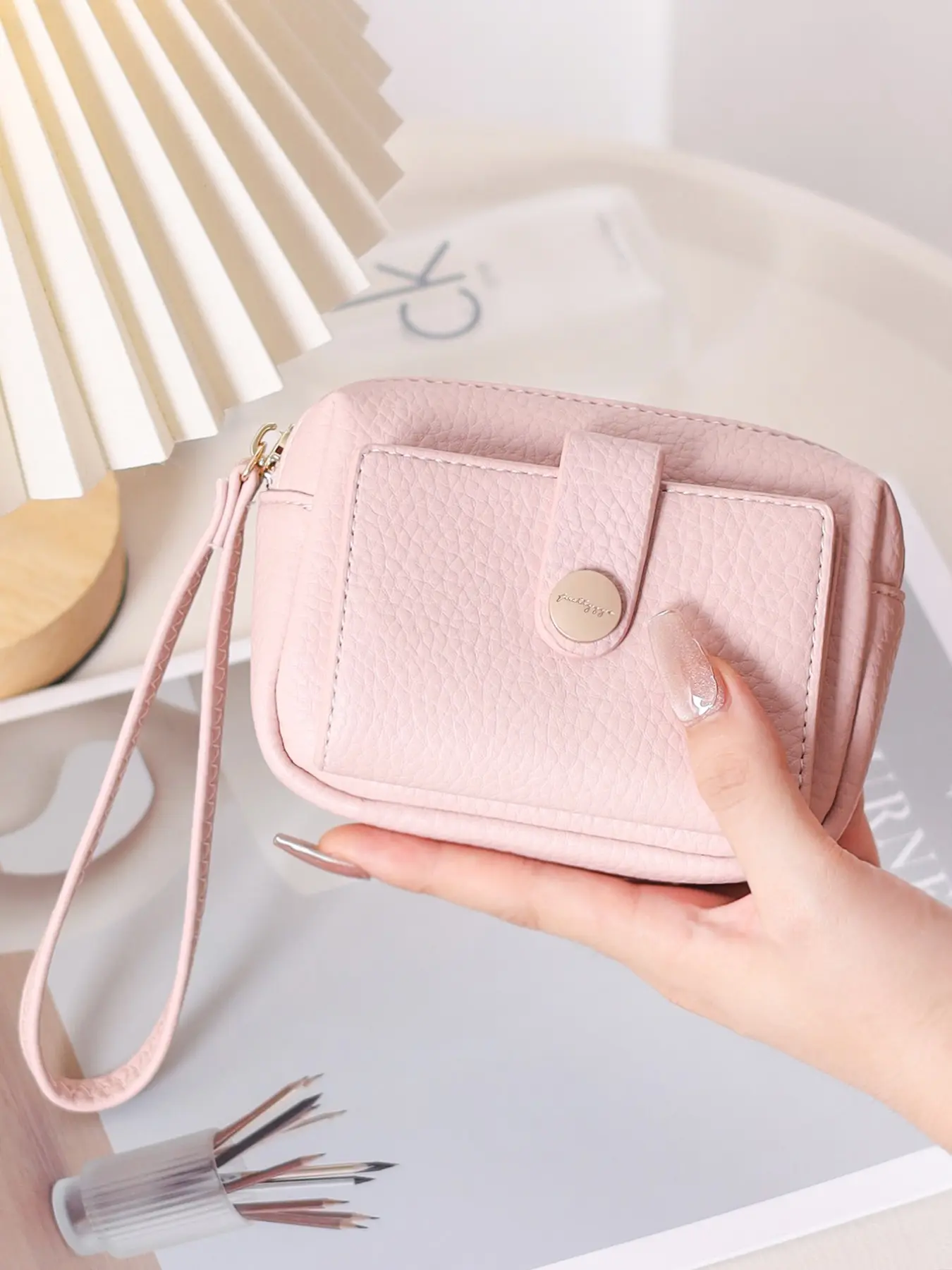 New Women's Short Handbag, High-Quality PU Leather, Zipper Design, Zip Up Wallets, Wristlet Wallet, Multi-Functional Wrist Strap, College Style, Gift for Birthday, Spring Festival