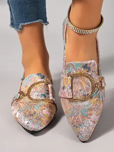 Women's New Floral Embroidered Flat Shoes, Rhinestone Decor, Pointed Toe, Low Heel, Comfortable, Anti-Slip, Durable, Casual All-Season Footwear