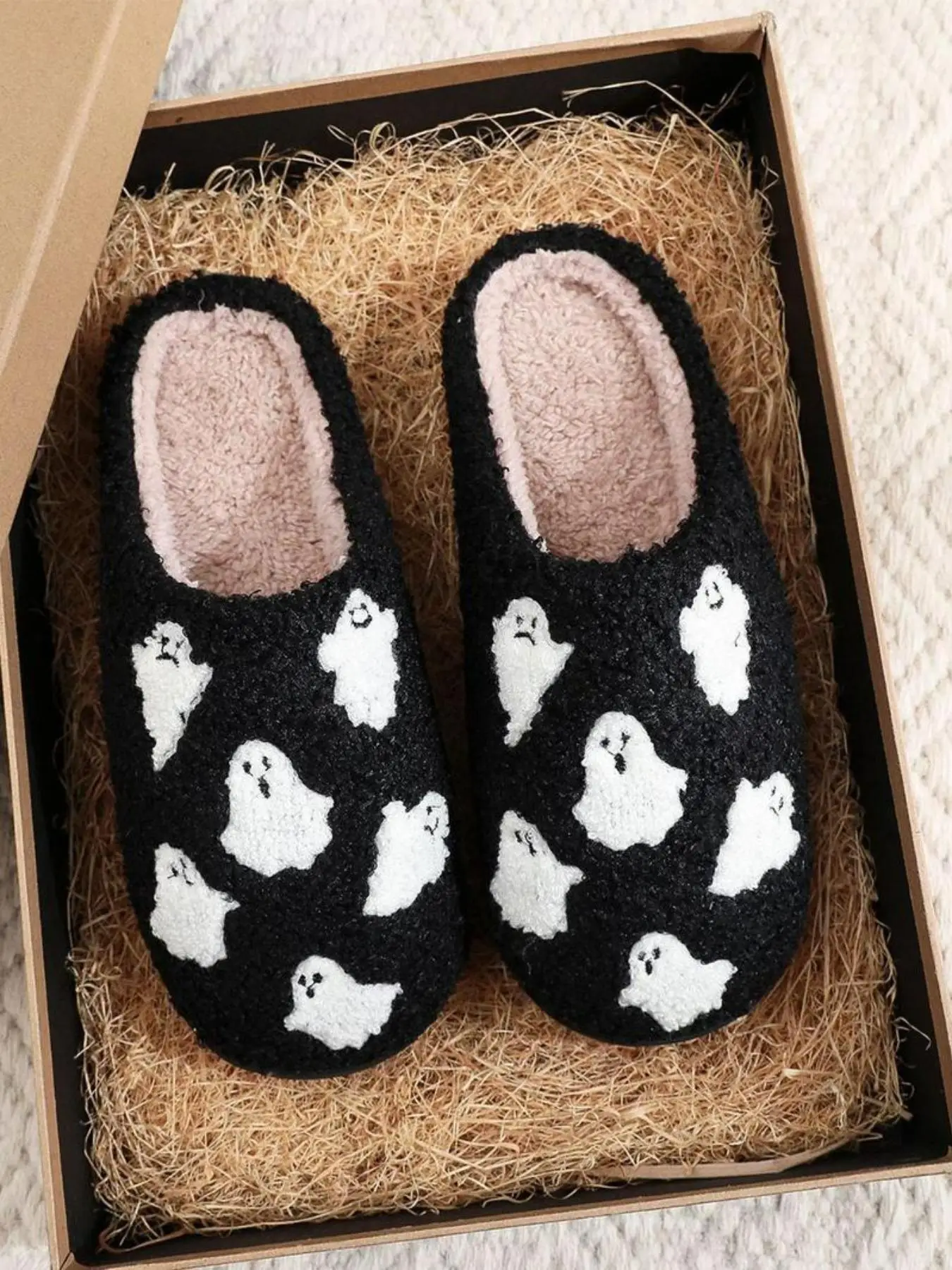 Women's Cute Cartoon Ghost Design Plush Slippers, Warm Soft Comfortable Slippers for Indoor & Outdoor Use for Fall & Winter