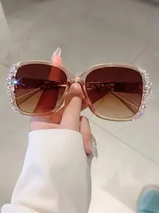 Women Gradient Fashion Inlay Sunglasses, Suitable for Shooting & Parties, PC Frame Material, All-Season Wear, Decorative Lenses