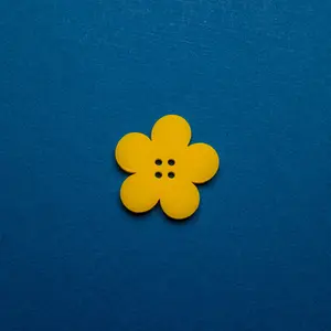 Daisy Flower Button