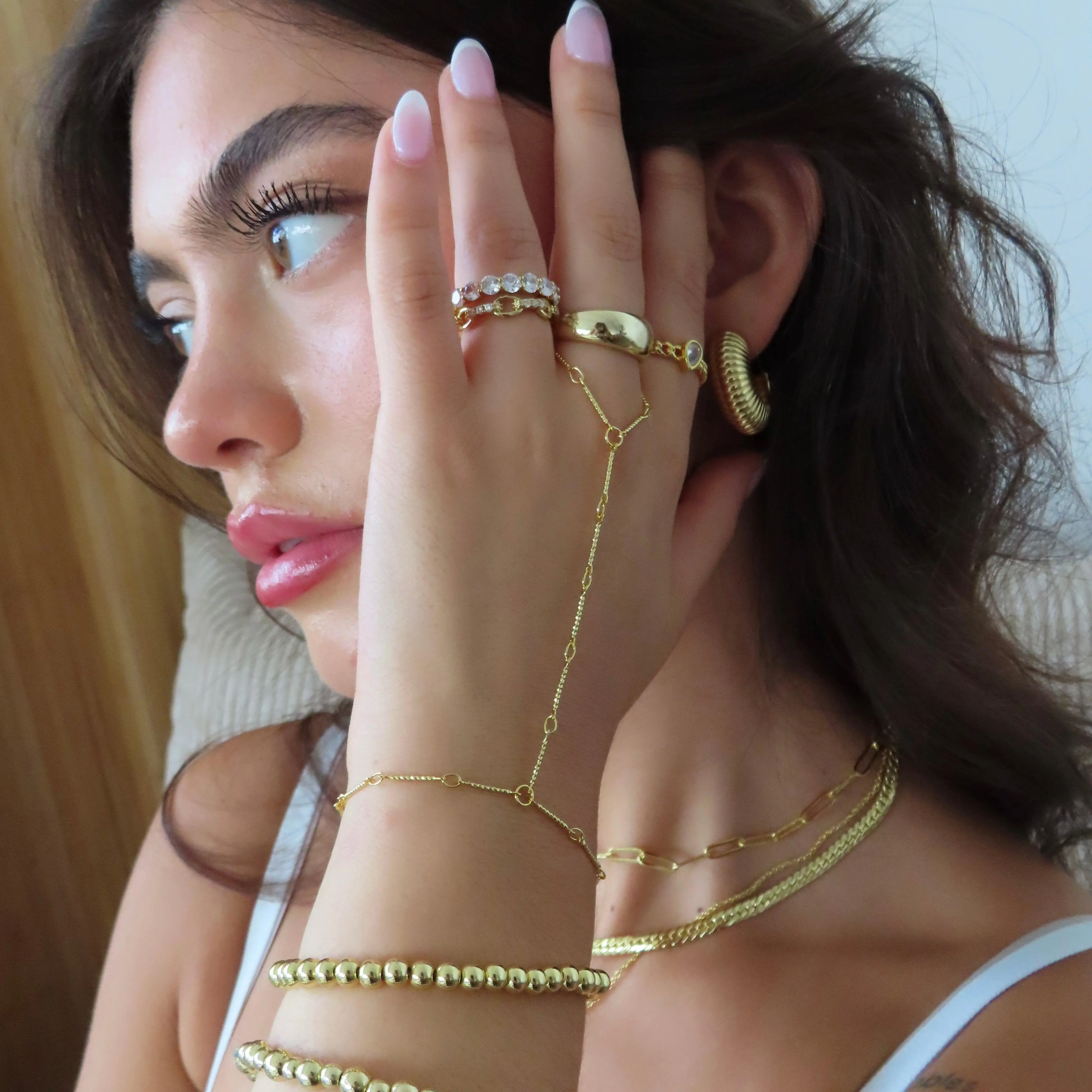 EVRY JEWELS Gold or Silver Plated Women's Hypoallergenic Bar Hand Chain