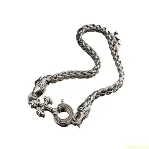 Women's 1pc Luxury Silver-Plated Retro Cross Horseshoe Clasp Cuban Link Bracelet, November Birthstone, for Daily Wear & Gifting