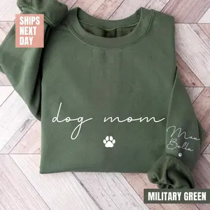 Dog Mom Sweatshirts, Custom Dog Mom Shirt, Dog Mom Shirt, Womens Sweatshirts, Dog Mom Shirt, Dog Mom Gift, Dog Mom Tee, Personalized Dog Mom