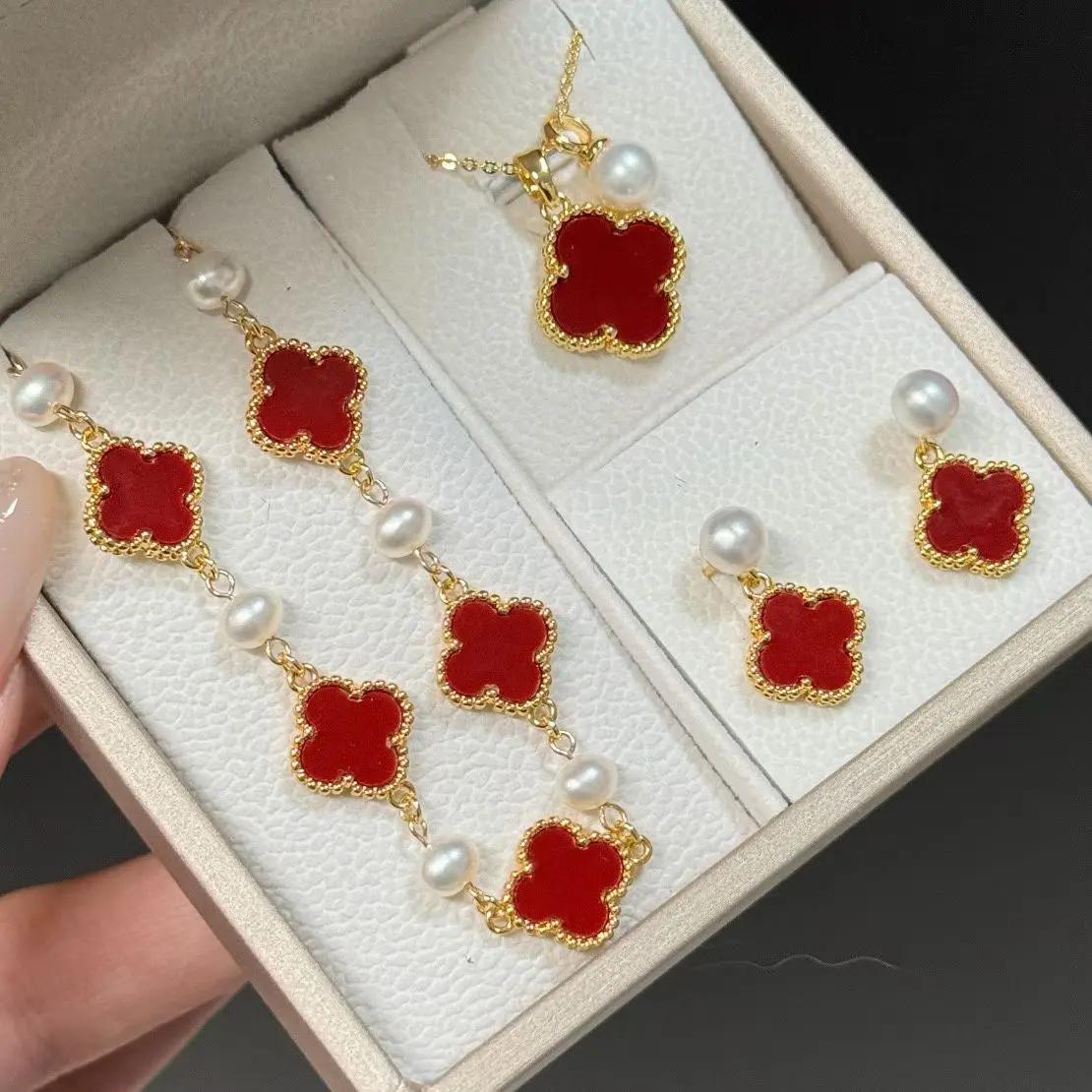 Four-Leaf Clover real freshwater pearl Jewelry Set, Necklace, Earring , Bracelet ,Women Gift