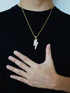 Trendy Hip-Hop Lightning Bolt Pendant Necklace, Unisex Zircon Decor, Fashion Accessory for Any Occasion, Perfect Gift for Family and Friends
