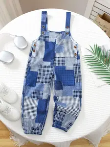 Boy And Girl Style Suspenders Pants Spring, Summer, Autumn Winter Seasons.New Style Children's Chevron Pattern Patched Retro Patch Style Full-Print Denim-Like One-Piece Pants.Fashionable Casual, Suitable Daily Outdoor Activities.Great Choice Gift Giving