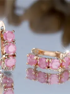 A pair of round earrings made of pink zirconia are fashionable and high-end, suitable for women to wear at travel parties Artificial Zircon Earrings