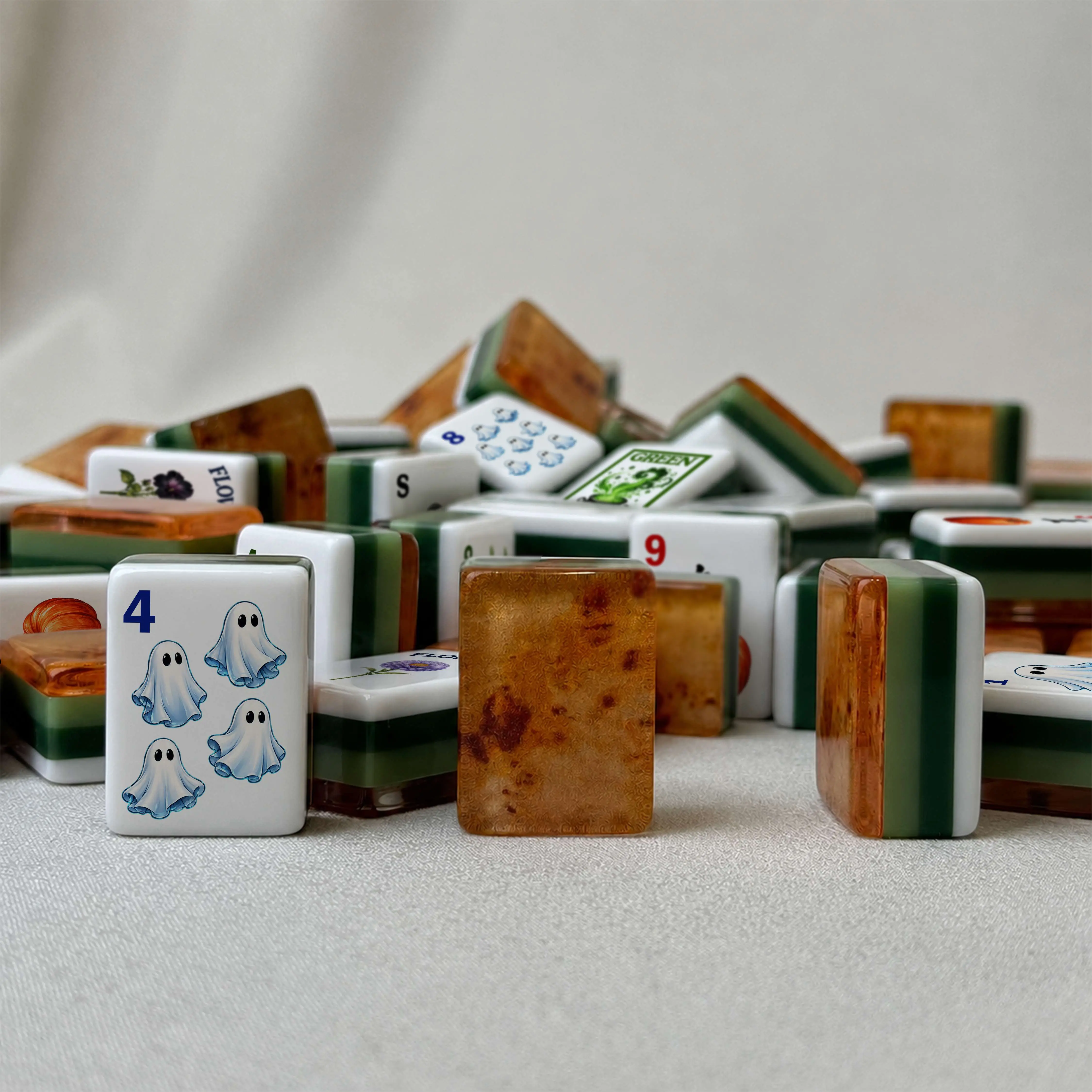 Halloween Mahjong Tile Set, 160-Piece American Mahjong Game with Spooky Pumpkin & Ghost Artwork