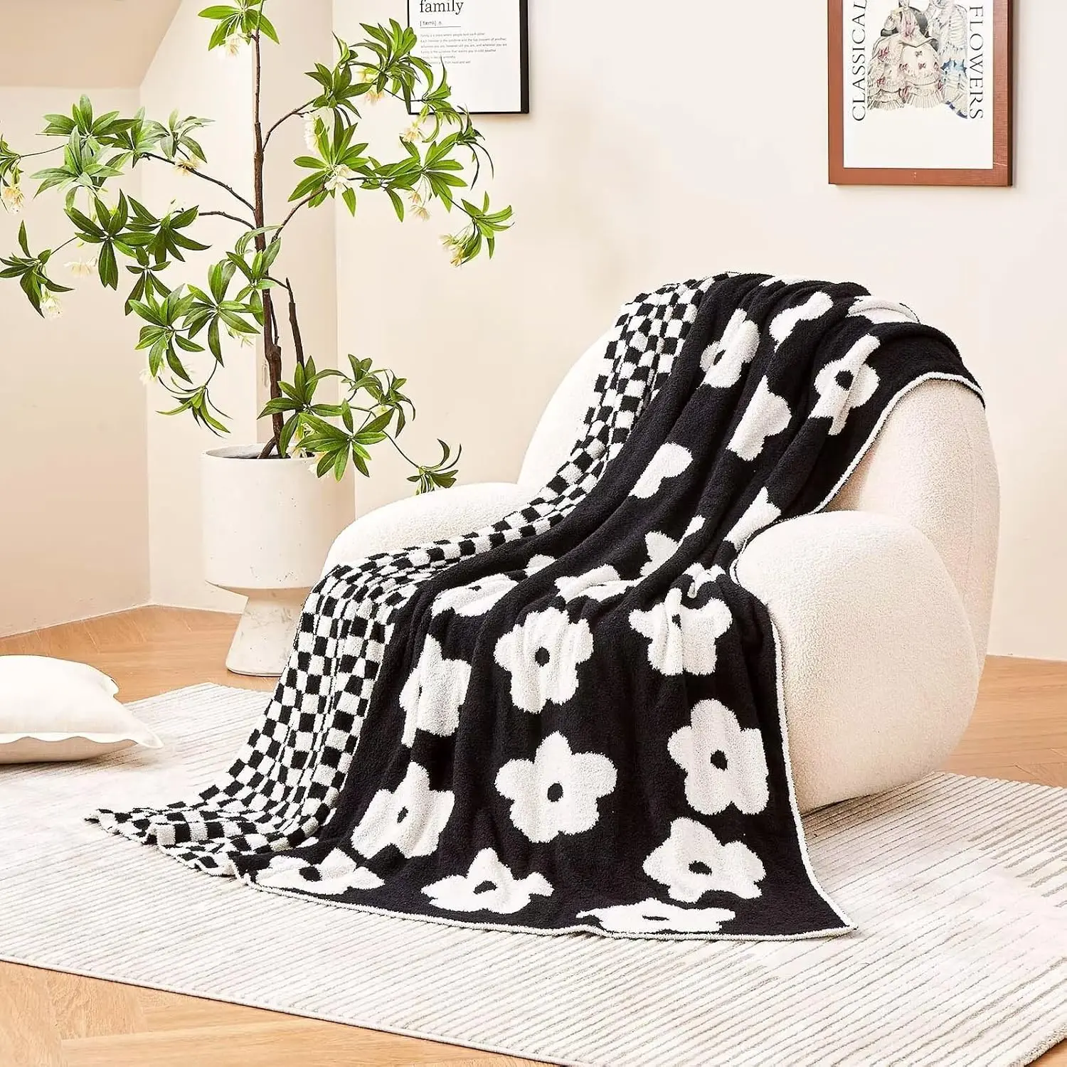 Checkered Throw Blanket, Black Super Soft Knit Breathable Throw Blanket, Cozy Reversible Checkerboard Fuzzy Blanket for Couch Sofa Bed Living Room Decor 50 x 60 inch