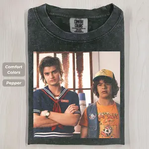 Steve and Dustin Henderson Selfie T Shirt, Scoops Ahoy Duo Graphic Tee, Vintage Stranger Things Oversized Shirt, 80s Nostalgia Acid Wash Merch, Funny Unisex Gift